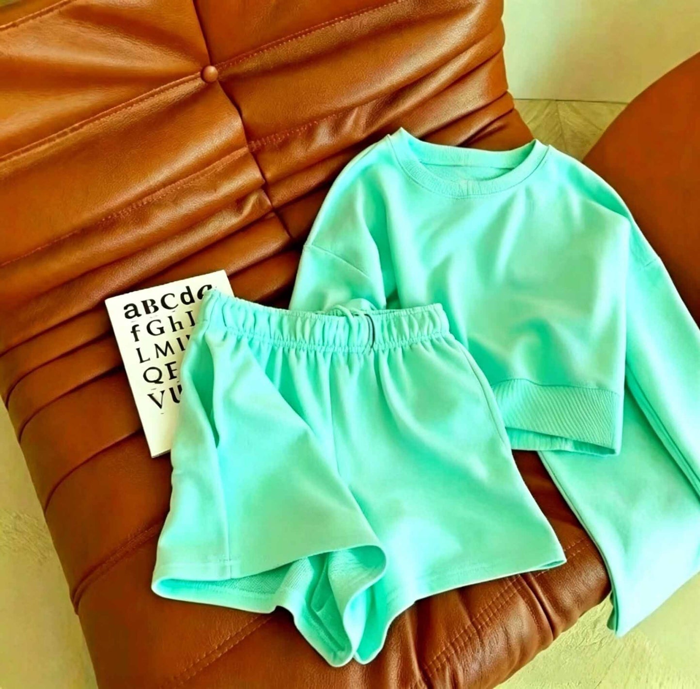 2026 new fashion round neck short sweater+elastic waist shorts sports suit