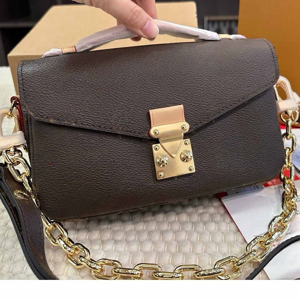 Women's new fashion metal chain shoulder crossbody bag