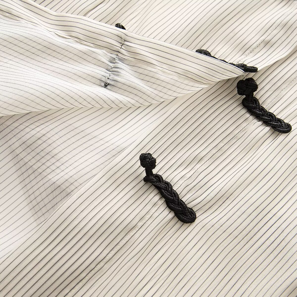 Women's casual slim short striped shirt