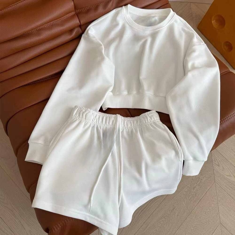 2026 women's new casual Joker O-neck sweater casual shorts suit