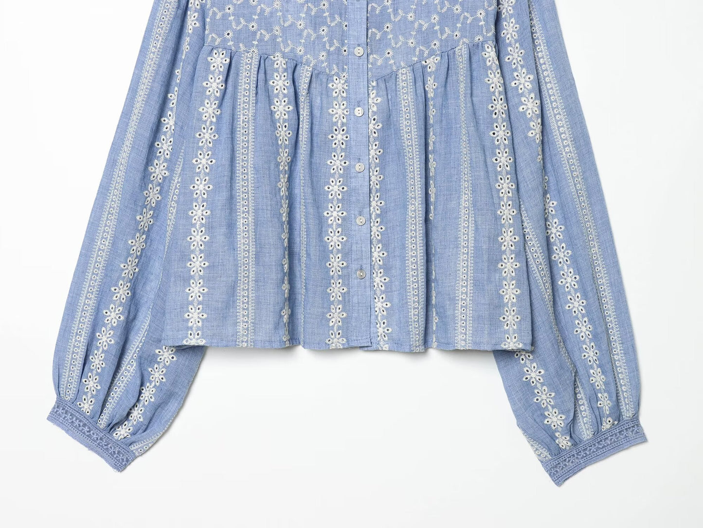 Women's short hollowed out embroidered shirt