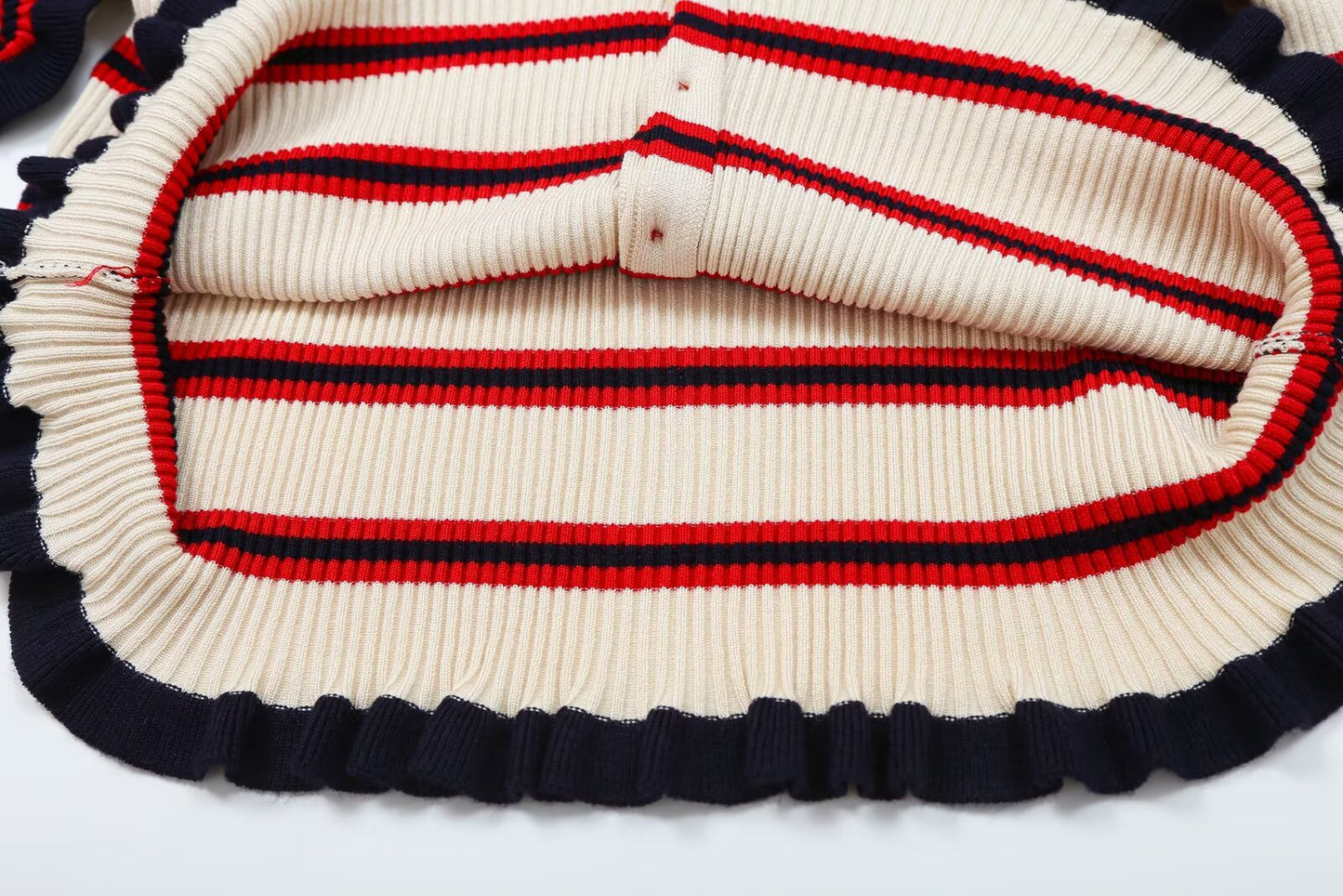 Women's short sleeved striped knitted Coat