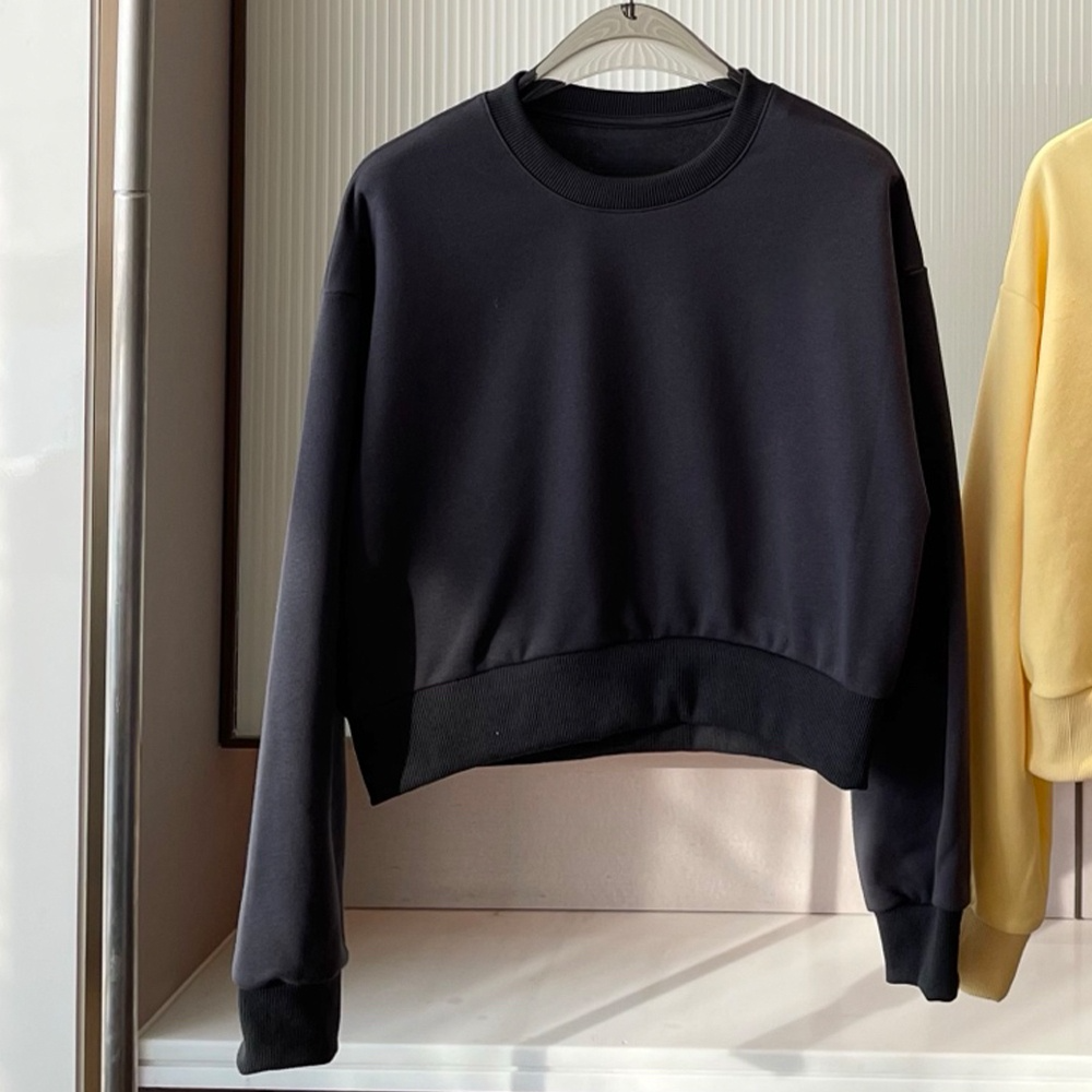 Women's new casual O-neck short sweater
