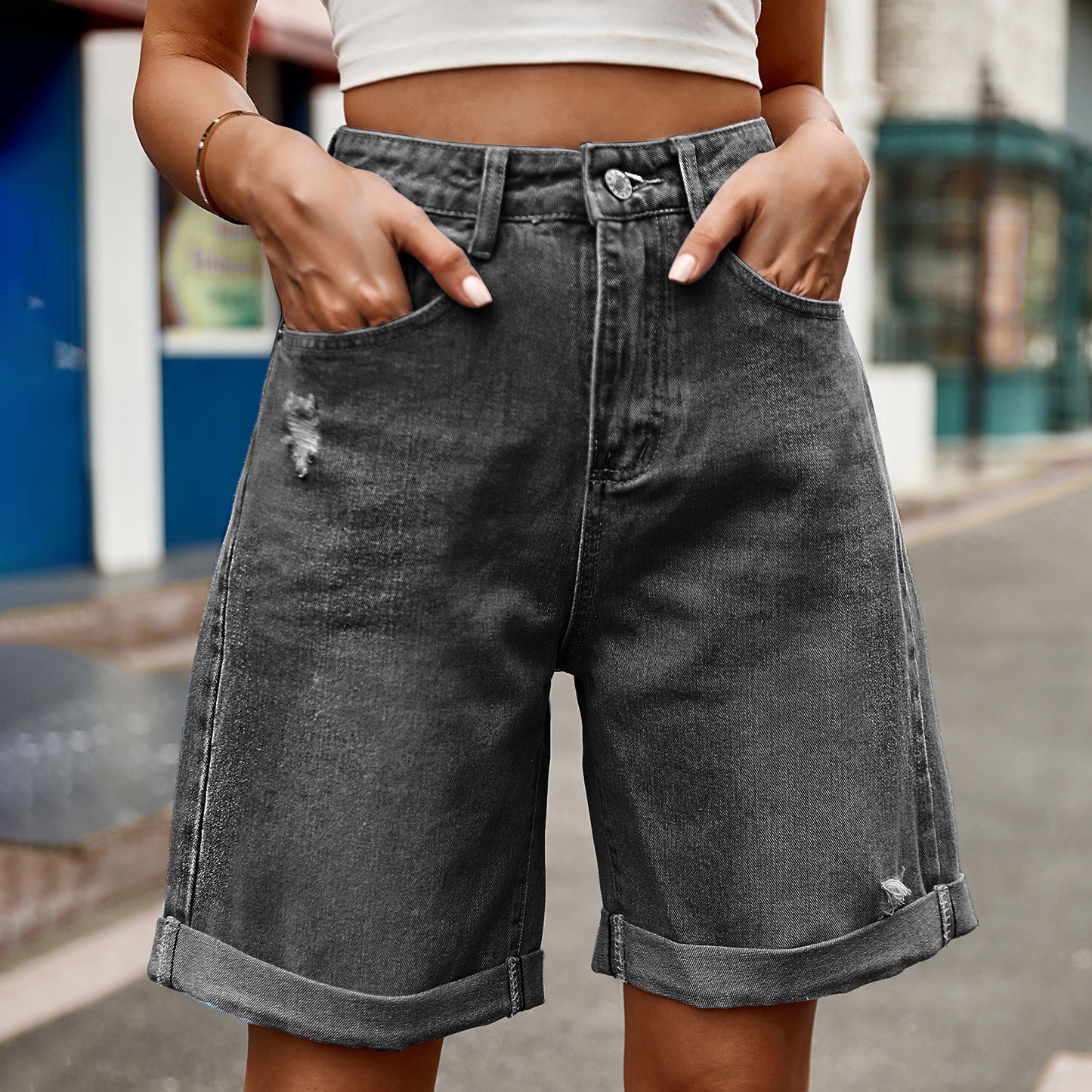 2026 women's new casual hole curling five-point denim shorts