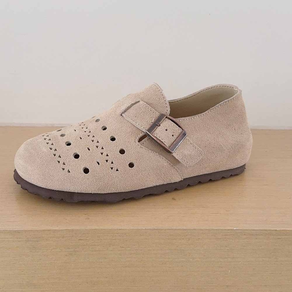 2026 women's new hollowed-out bag shoes have a shoe box