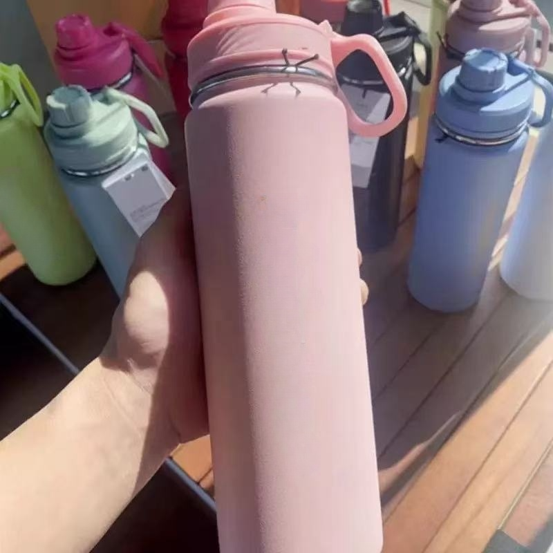 LU New leisure mug 710ml capacity sports kettle outdoor travel yoga pot water cup