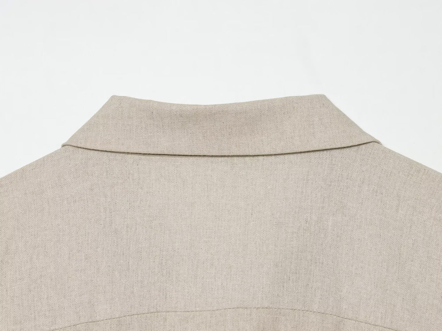 Women's fluffy hem linen blend shirt