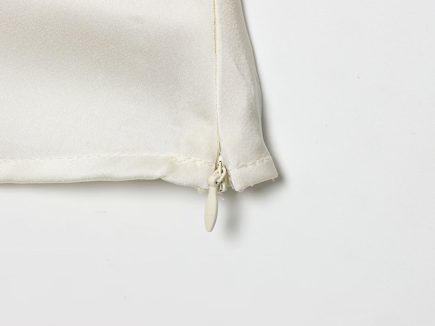 Women's satin textured short button top