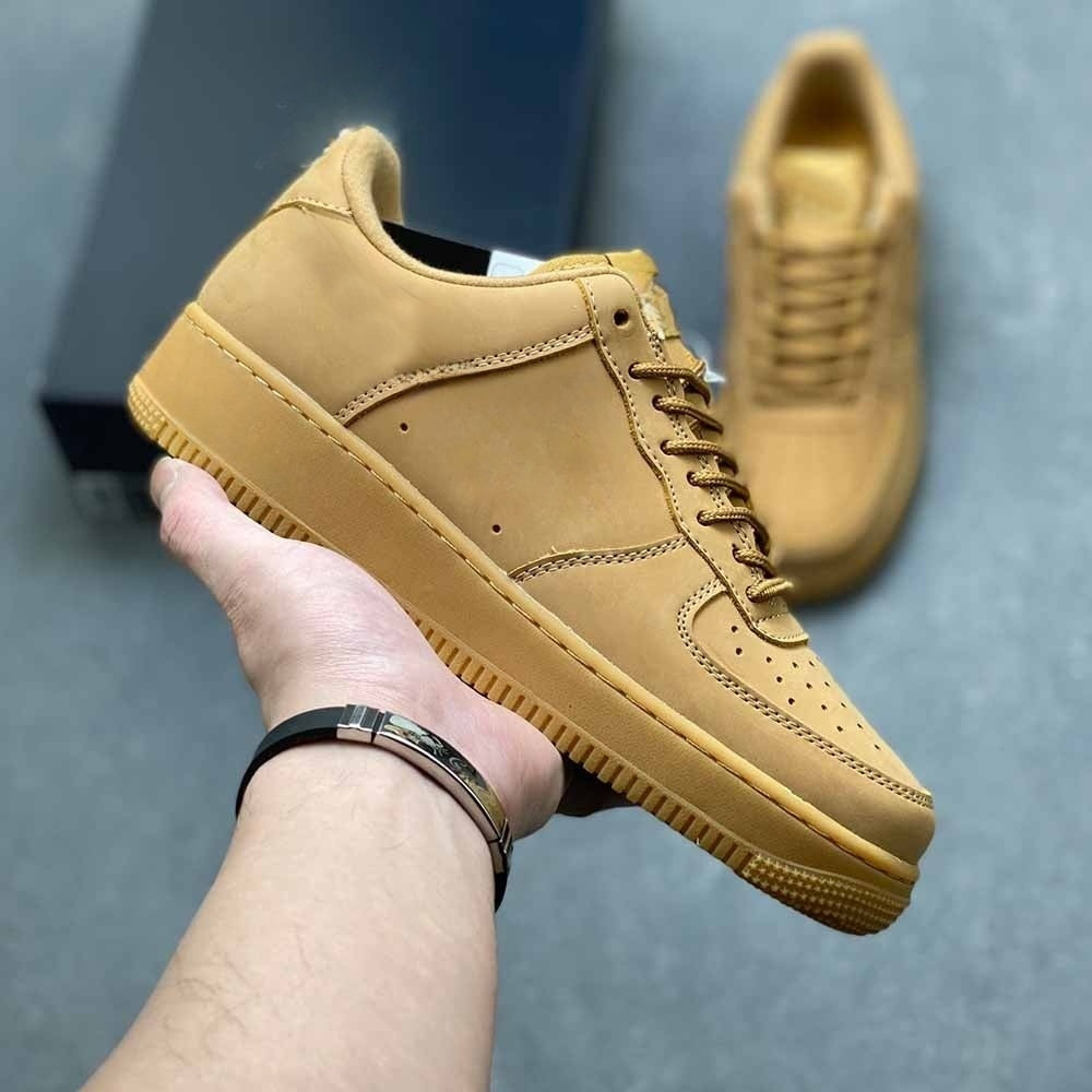 Women's new classic style sports shoes casual shoes have a shoe box