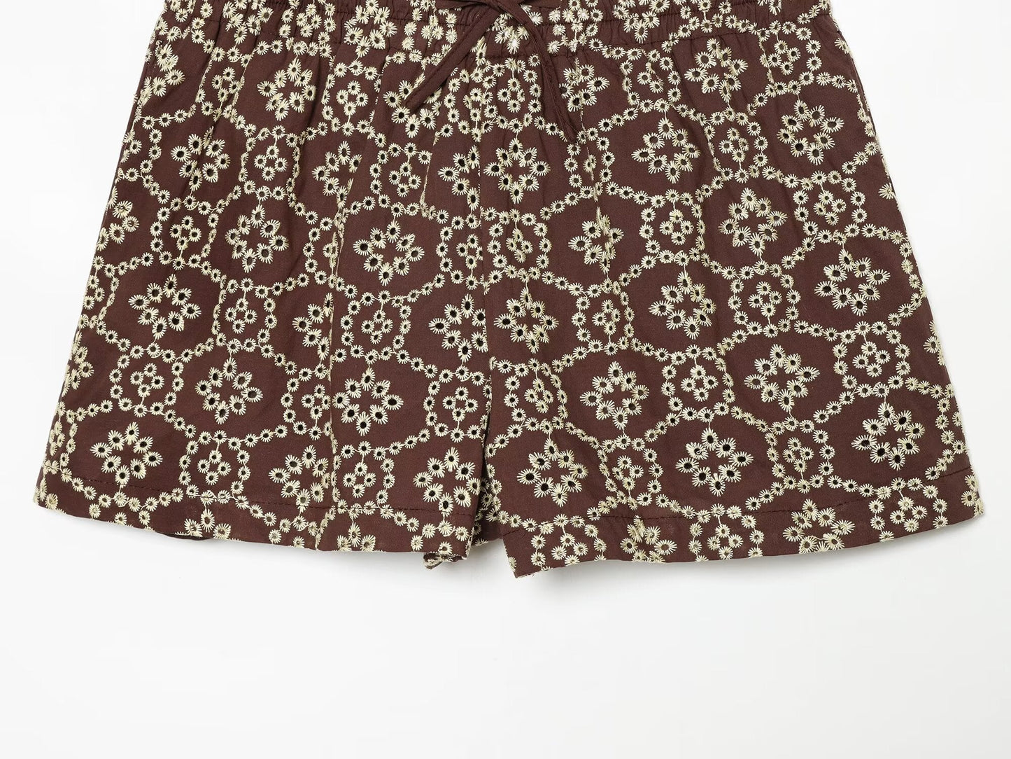 Women's hollow embroidery casual shorts